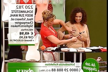Shopping TV Stunners - Astrid Van Der Staaij
