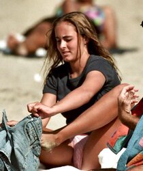 UpSkirt Hunting