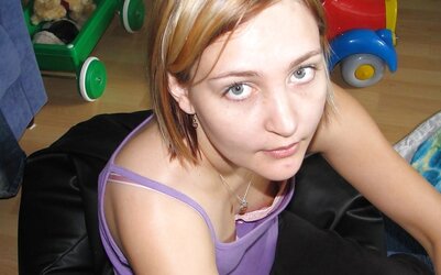 Downblouse Teenager