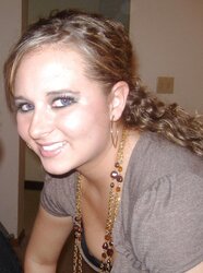 Downblouse Teenager