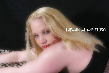 ASH-BLONDE IN A DARK-HUED NIGHTIE SHOT BY BBWHEF