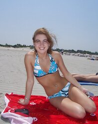 Super-Steamy WOMEN In Bathing Suit #8 (Inexperienced SeT) by DarKKo
