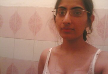 Desi Paki Indian Hijab Female