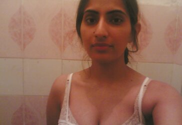 Desi Paki Indian Hijab Female