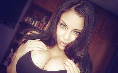 Everybody Likes Hefty Boobs!