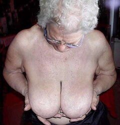 Uber-Sexy Grannies