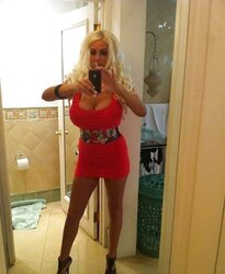 GIANT BOOBIE BIMBOS