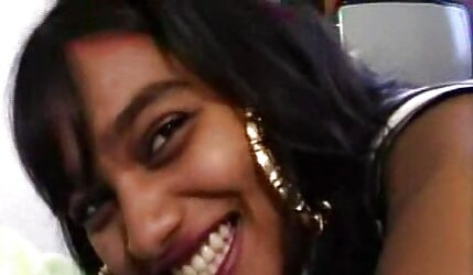 Desi Beauty RASHNEEN K-K Melts My Heart...
