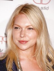 Pic Gallery #35: Laura Prepon