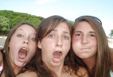 Some teenagers,honies all in bathing suit pics