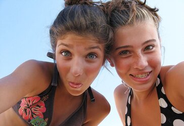 Some teenagers,honies all in bathing suit pics