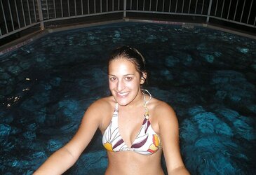 Some teenagers,honies all in bathing suit pics
