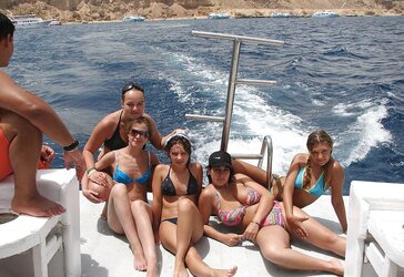 Some teenagers,honies all in bathing suit pics