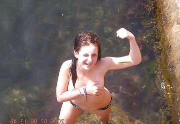 Some teenagers,honies all in bathing suit pics