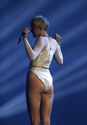 Uber-Sexy Miley Cyrus MTV EMA in Amsterdam November