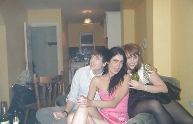 Facebook internet voyeur candid uber-sexy