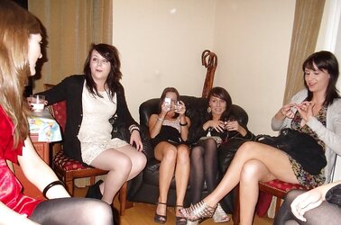 Facebook internet voyeur candid uber-sexy