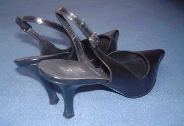 Her high-heeled shoes ans more