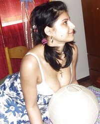 WHORE VERONA ITALY - FOTO ANNUNCI VERE TROIE VERONA ITALIA