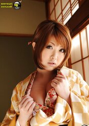 Rio Hamasaki - 02 Japanese Hotties