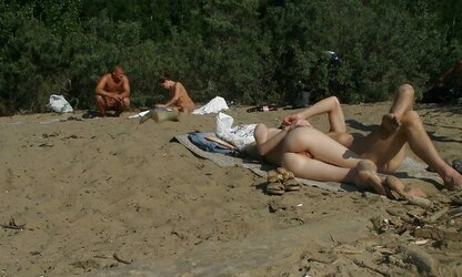 Naked Beach Culos