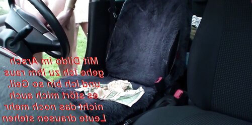 Nackt lass Ich mich auf dem Parkplatz Ficken