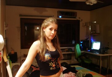 Melanie18 Steamy
