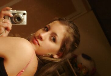Melanie18 Steamy