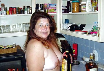 2002 self named Syndra Sindy aka Cindy