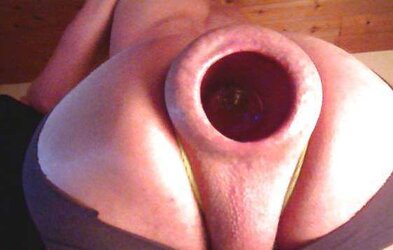 Anal Invasion faux-cocks
