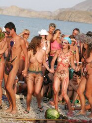 Nackte im Camp