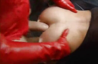 Claudia Demoro fetish nail