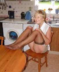 Mature and Grannies upskirt