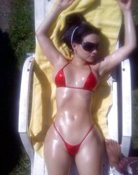 095 Sunbathing beach