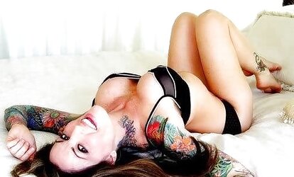 Luxurious tats