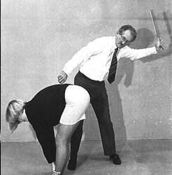 Retro Smacking and Whipping Gallery