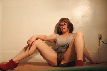 HQ NONUDE UPSKIRT PHOTOS