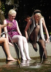 HQ NONUDE UPSKIRT PHOTOS