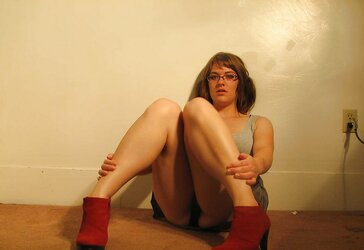 HQ NONUDE UPSKIRT PHOTOS