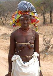 Africa gals display breasts