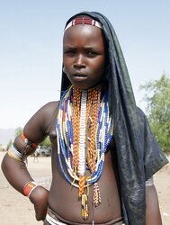 Africa gals display breasts