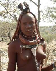 Africa gals display breasts