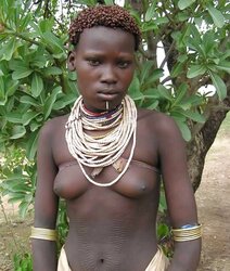 Africa gals display breasts