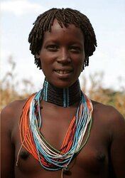 Africa gals display breasts