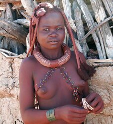 Africa gals display breasts