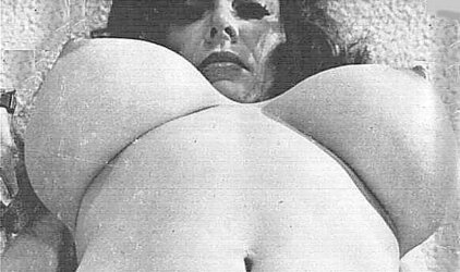Ilsa, She Wolf of the SS - Dyanne Thorne
