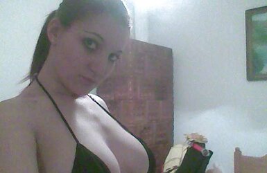 Gigantic tited brown-haired