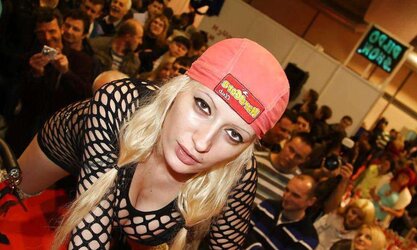 Nevena steamy sajam erotike Celje