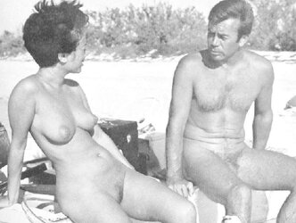 Vintage Beach Honeys