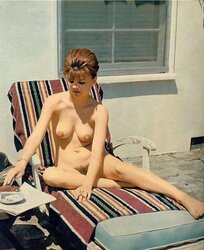 Vintage Beach Honeys